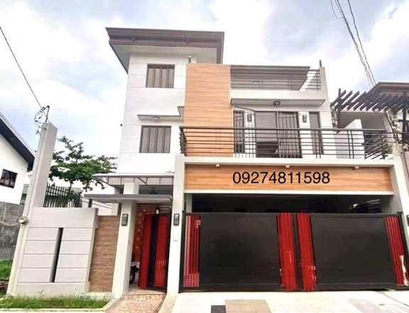 House and Lot for Sale in Greenwoods Executive Phase 1