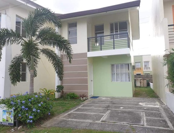 Masaito Monte Royale; RFO 2-bedroom Single Attached House For Sale in Imus