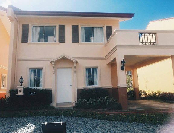 5-bedroom Single Detached House For Sale in Taal Batangas