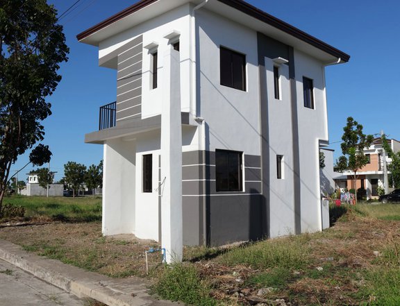 3-bedroom Jhasmin Single Attached House For Sale in Binan Laguna