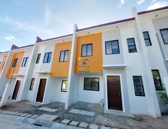 PRE-SELLING: Affordable 2-bedrooms Townhouse Unit for Sale in Pulangbato, Cebu City