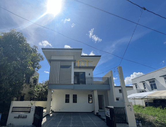 Modern 2-Storey Single Attached House for sale in Imus, Cavite