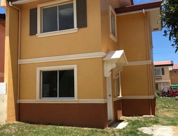2 storey-house with 3 bedrooms facing east in Aklan