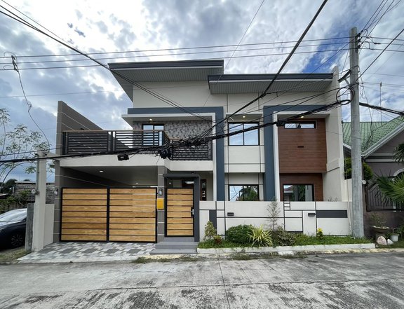 FOR SALE BRAND NEW MODERN HOUSE IN ANGELES CITY NEAR MARQUEE MALL, LANDERS & NLEX