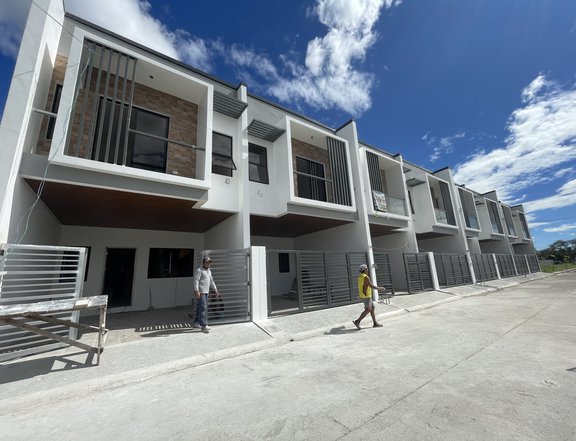 2_Storey Townhomes For sale in Taytay Riza inside exclusive subd.