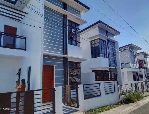 Ready For Occupancy 3-bedroom Single Attached House For Sale in holiday Homes General Trias Cavite