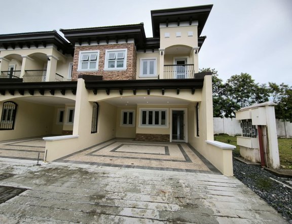 4 BR Townhouse Ready For Occupancy House and Lot For Sale in Versailles Alabang Daang hari Las Pinas