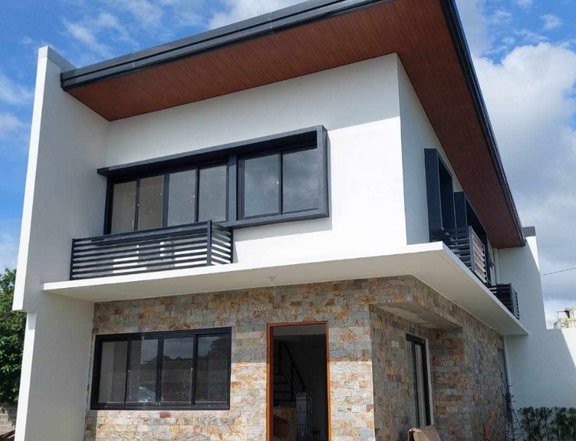 3BR house nr Southwoods City i. Binan Laguna