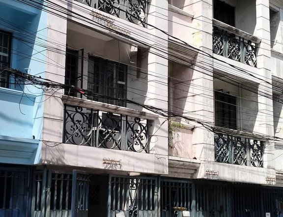 Pre-Owned 4-bedroom Townhouse For Sale in Manila