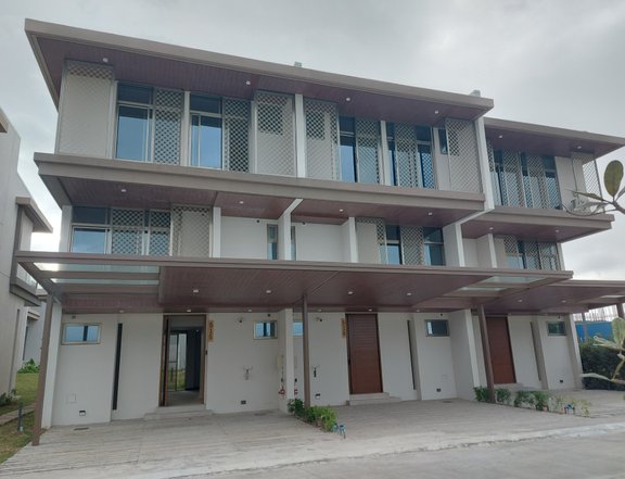 3-bedroom Townhouse For Sale in  SEVINA PARK VILLAS, Binan Laguna