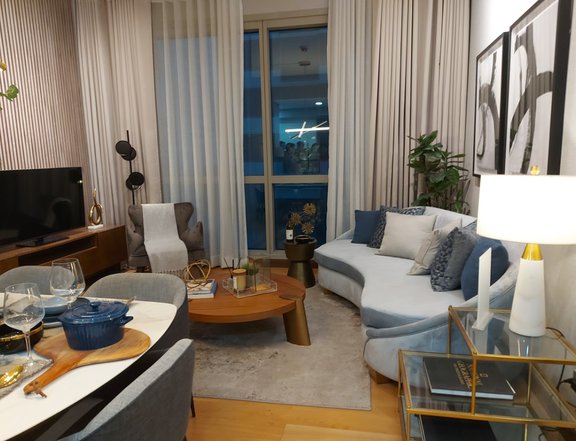 2 bedroom  with Parking For Sale in The Residences  at the Westin