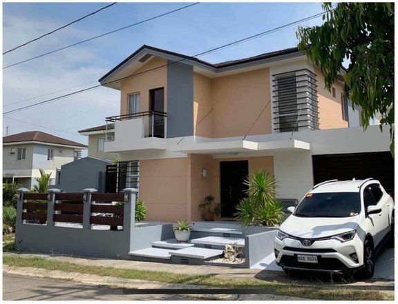 4-bedroom House For Sale in Ridgeview Estate Nuvali