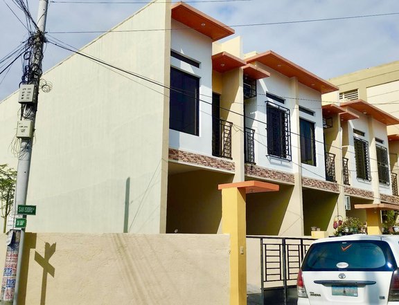 10%DP RFO CORNER UNIT TOWNHOUSE IN ADMIRAL LAS PINAS NEAR SM SOUTHMALL