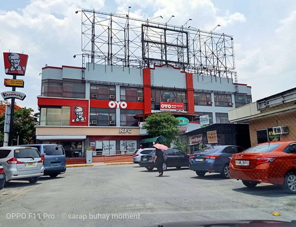 Commercial lot