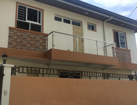 2 to 3 CAR GARAGE BRANDNEW TOWNHOUSE FOR SALE NEAR PACIFIC GLOBAL HOS