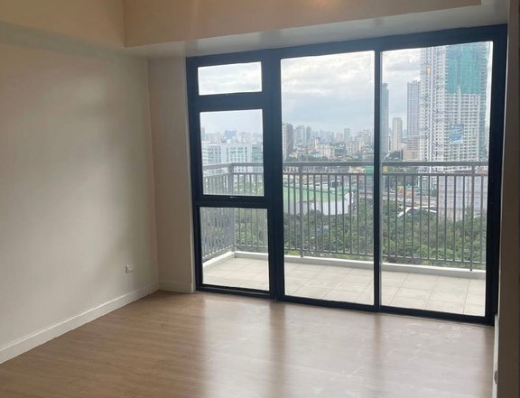Ready For Occupancy 2-bedroom Condo | High Park Ayala Vertis North