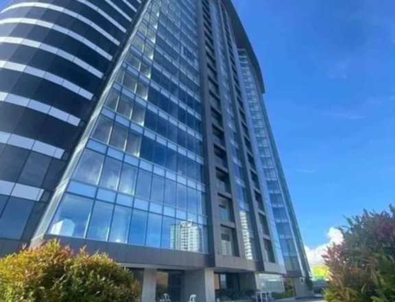 Pre-Owned 79.06 sqm 2-bedroom Residential Condo For Sale in Davao City