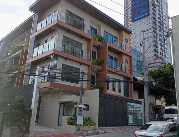 Hi-End House And Lot For SALE in Cubao Quezon City