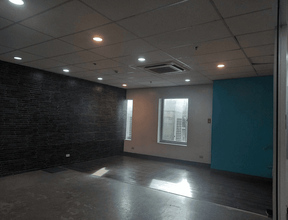 For Rent Lease Office Space Fitted 382sqm EDSA Mandaluyong City