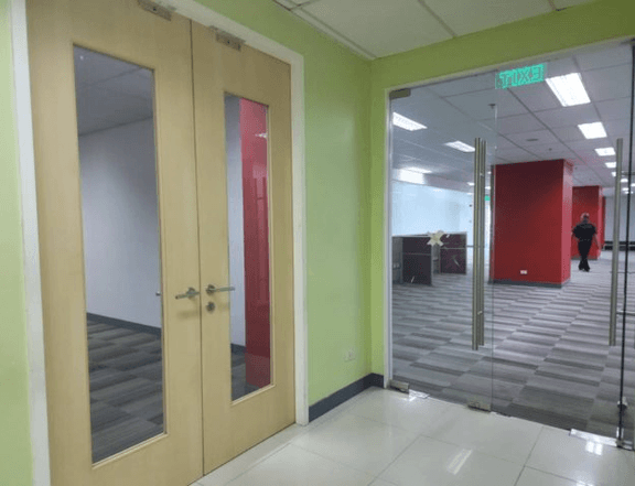 For Rent Lease Office Space EDSA Mandaluyong Manila Near MRT