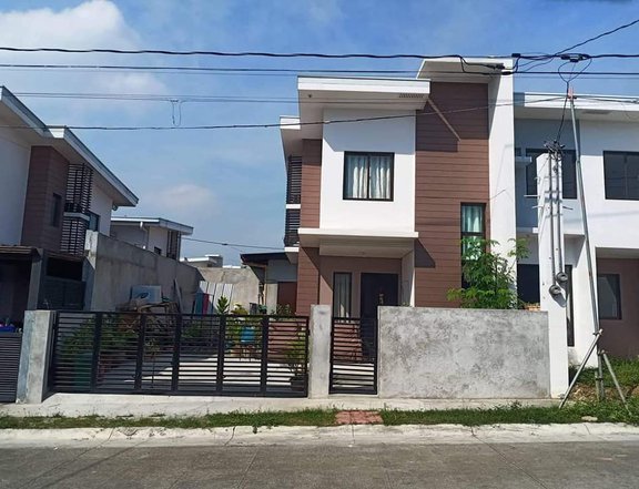 Pre-Owned 3-bedroom Townhouse For Sale in Quezon City