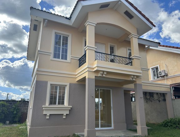 4-bedroom European House For Sale in Lipa Batangas (Amaranth)
