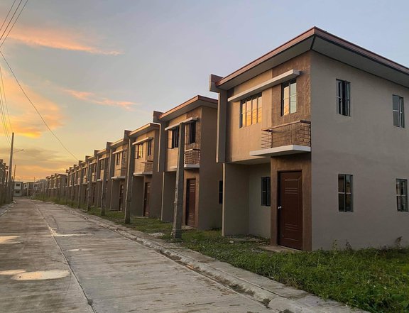 3 BEDROOM IN SEMI-FINISHED UNIT AVAILABLE IN OTON, ILOILO