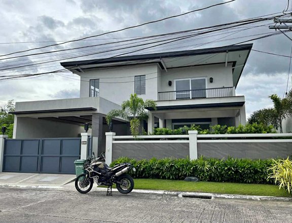 Ready For Occupancy 5-bedroom Single Attached House For Sale in Paranaque