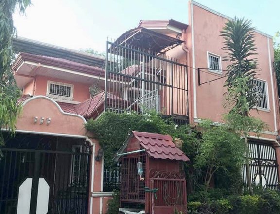 5 Bedroom Cozy House and Lot For Sale Inday Subdivision Antipolo City