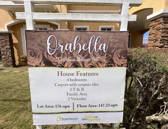 Orabella Model by Suntrust Properties Inc
