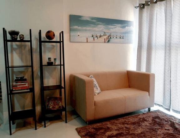 Fully Furnished 1BR Condo with Parking near Cebu Business Center