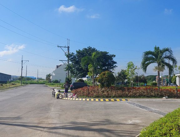Residential lot for sale in Evo city Kawit Cavite