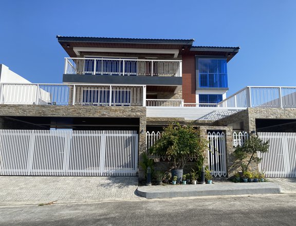 Modern 3 Storey 6 Bedroom House and Lot in Orchard Residential Estates