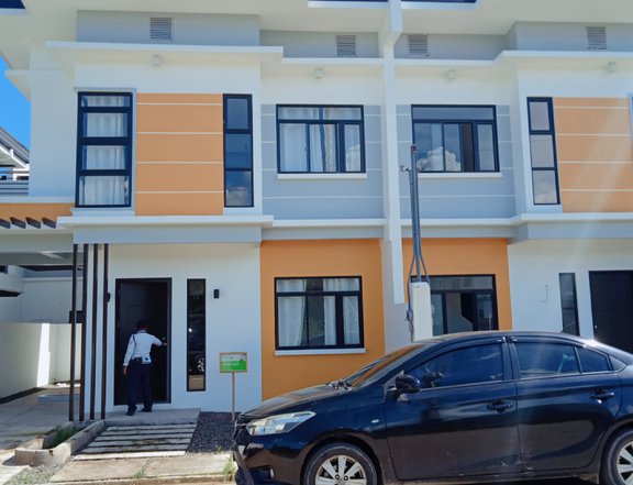 3-bedroom Duplex / Twin House For Sale in Minglanilla Cebu