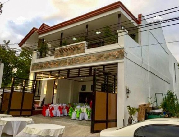 4-bedroom House For Sale in Paranaque Metro Manila