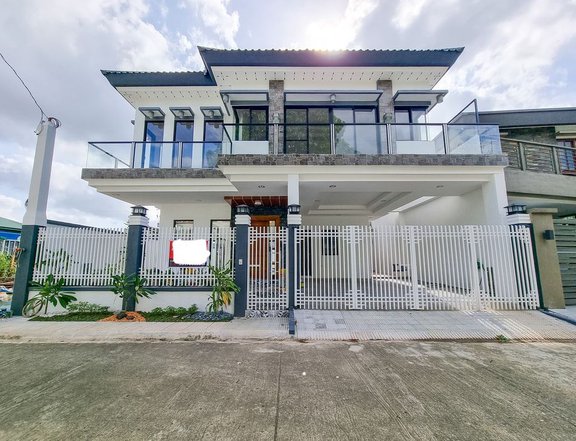 Modern House for Sale in Eastville, Filinvest, Rizal