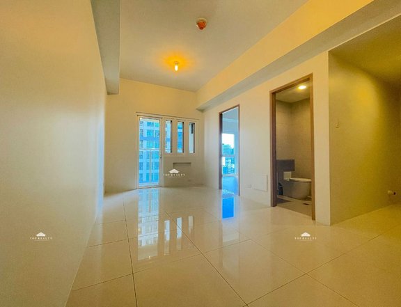 39 sqm Condominium for Sale in Madison Parkwest, BGC, Taguig City