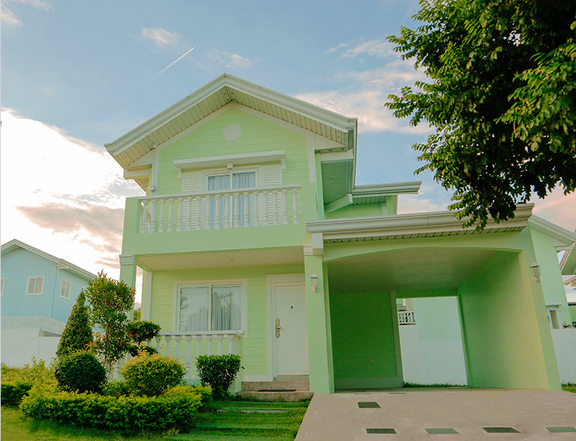 4 Beds American-themed Home near Clark Friendship Gate Pampanga