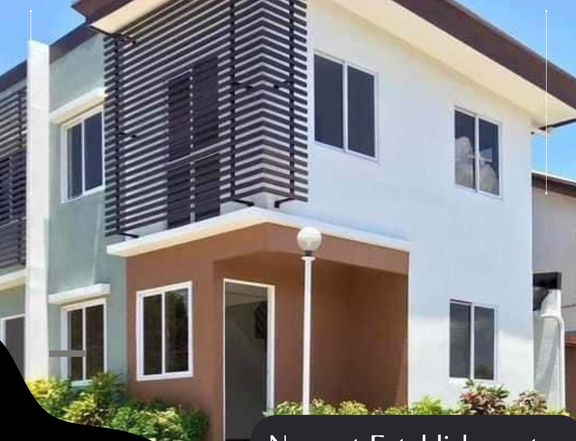 3 Bedroom House 2 Toilet and Bath Only 40,000 Downpayment