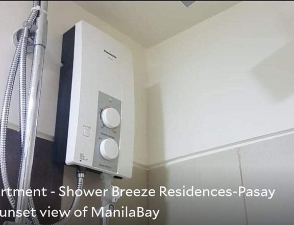 1 Bedroom w/ balcony & parking