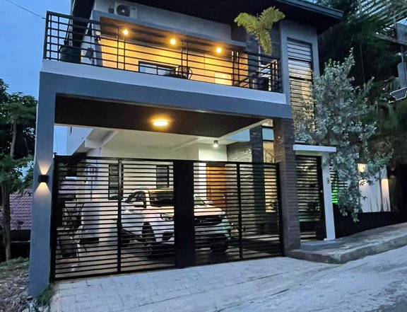 Gleaming 3-Bedroom House and Lot for Sale in Ridgemond Executive Village, San Isidro, Taytay, Rizal
