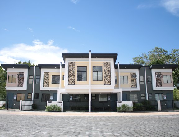 Affordable luxury living 2-bedroom RFO in Tanza Cavite