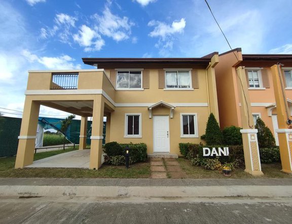 House and lot in Santiago City Dani house unit