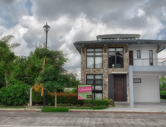 Ready For Occupancy 4-bedroom Single Detached House For Sale in Santa Rosa Laguna