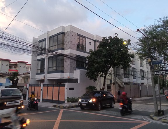 10.8M Urban Design 3Beds 3Bath Townhouse Units in Cubao Quezon City
