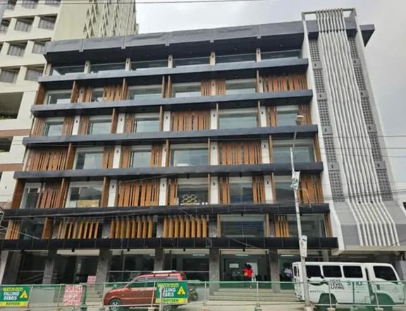 8-Floor Building (Commercial) For Sale in Quezon City / QC Metro Manila For your Leasing Business