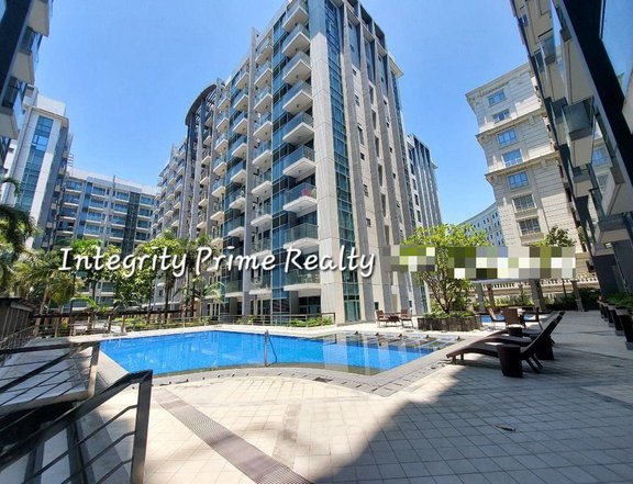 Condominium For Sale in Two Palm Tree Villas Cluster 2, Newport City, Pasay City,