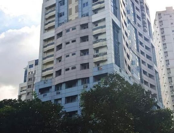 Foreclosed 161.00 sqm 1-bedroom Residential Condo For Sale in New Manila Quezon City