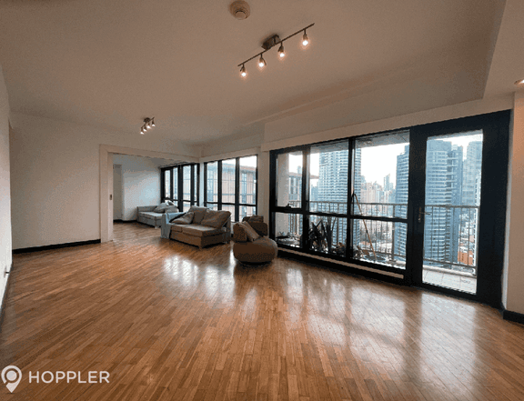 2BR Condo for Rent in Joya Lofts and Towers, Makati - RR3289881