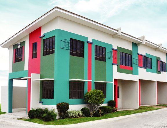 3BR Townhouse COURTYARDS  For Sale in Trece Martires Cavite